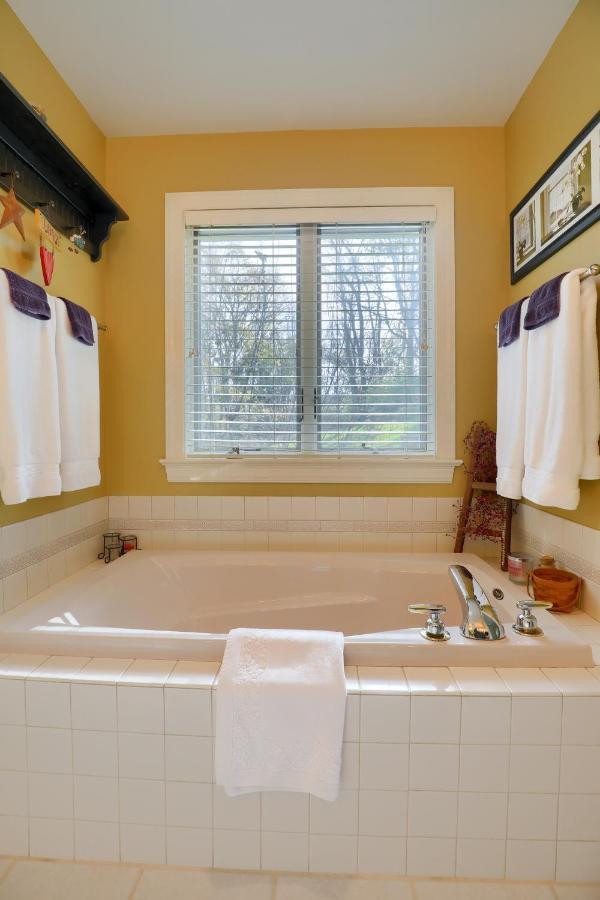 Hammer Creek Hideaway B&B Lititz Eksteriør bilde